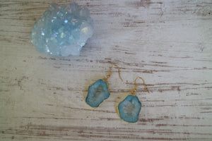 Blue Goede Druzy Agate earrings with gold plated edges and earring hooks