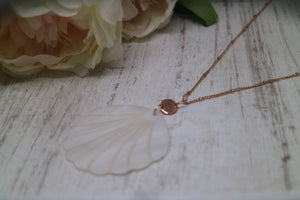 Pearl Shell Rose Gold Necklace