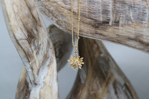 Gold Daisy Flower Necklace with cubic zirconia