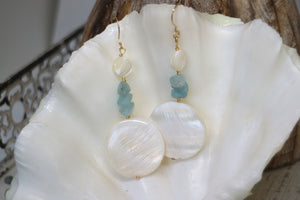 Lavera Earrings - Pearl Shell / Aquamarine / Gold