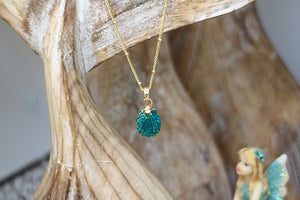 Children's green sparkly shell gold necklace