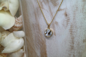 White howlite gemstone and gold necklace