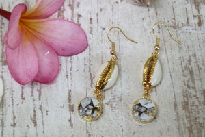 White howlite gemstone and cowrie shell gold earrings