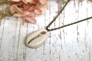 White cowrie shell antique bronze necklace