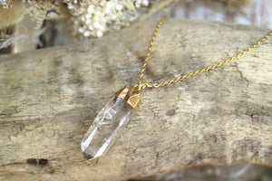 Clear quartz gold necklace