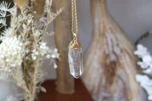 Clear quartz gold necklace