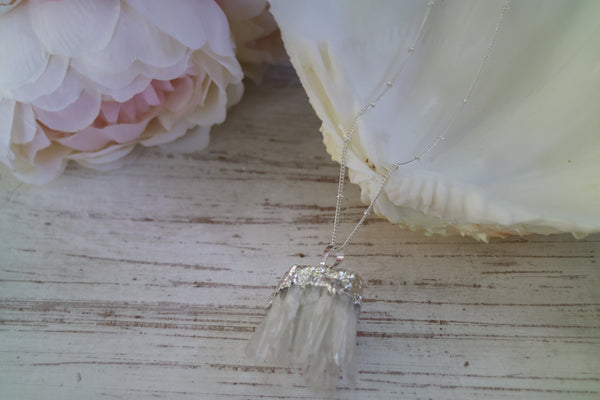 Load image into Gallery viewer, Clear Quartz Cluster Crystal Silver Necklace
