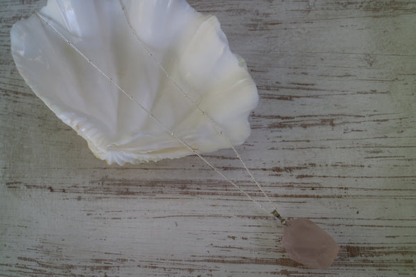 Load image into Gallery viewer, Rose Quartz Silver Necklace
