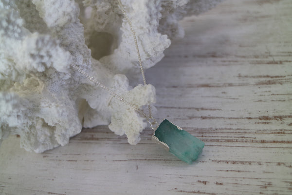 Load image into Gallery viewer, Blue Druzy Quartz Silver Necklace
