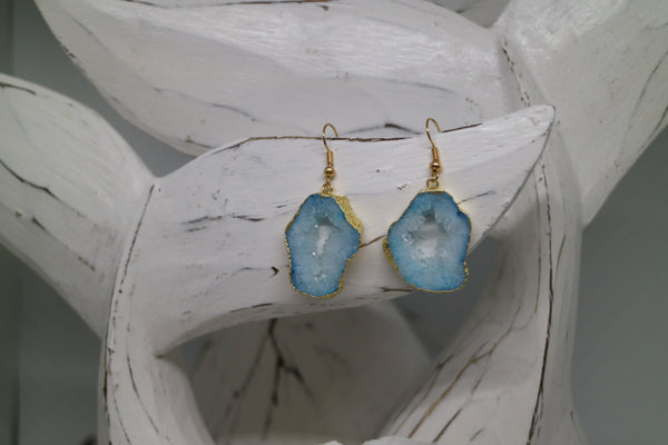 Load image into Gallery viewer, Blue Goede Druzy Agate earrings with gold plated edges and earring hooks
