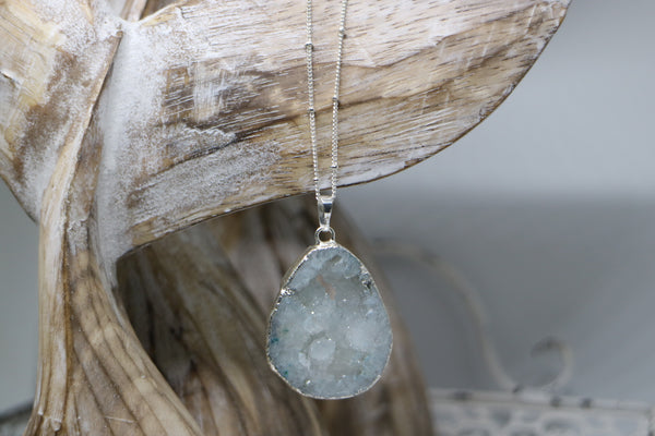 Load image into Gallery viewer, Blue Geode Druzy Crystal Silver Necklace
