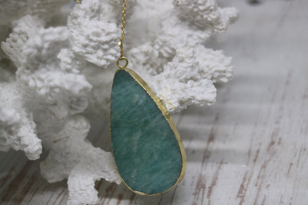 Load image into Gallery viewer, Amazonite Gemstone Gold Necklace
