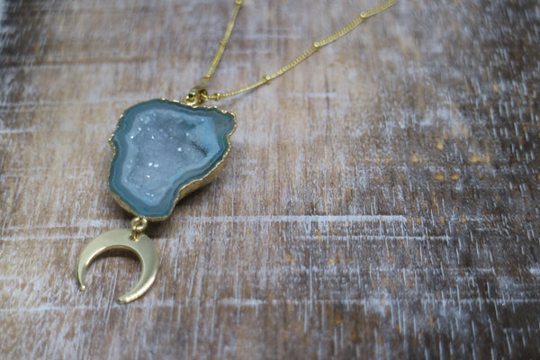Load image into Gallery viewer, Blue Geode Druzy Agate Crystal Gold Necklace with Moon Charm
