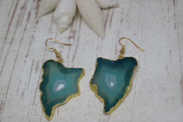 Load image into Gallery viewer, Green geode druzy agate gold earrings
