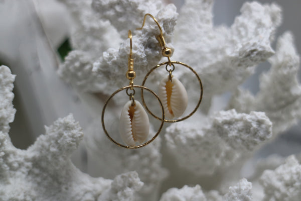 Load image into Gallery viewer, White cowrie sea shell gold earrings
