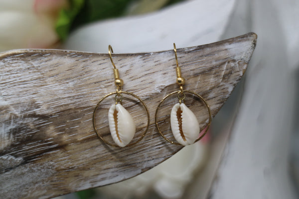 Load image into Gallery viewer, White cowrie sea shell gold earrings
