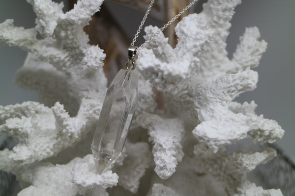 Load image into Gallery viewer, Clear Quartz Pendant Silver Necklace
