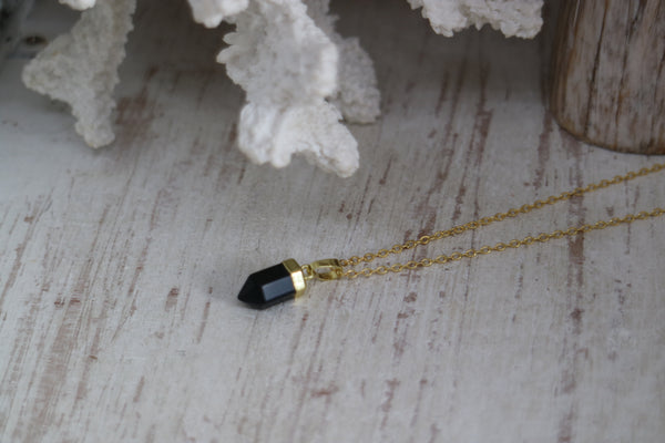 Load image into Gallery viewer, Black Onyx Gemstone Gold Necklace
