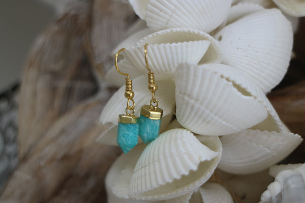 Load image into Gallery viewer, Amazonite crystal point gold earrings
