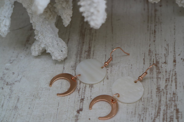 Load image into Gallery viewer, White mother of pearl shell rose gold earrings with rose gold moon charms
