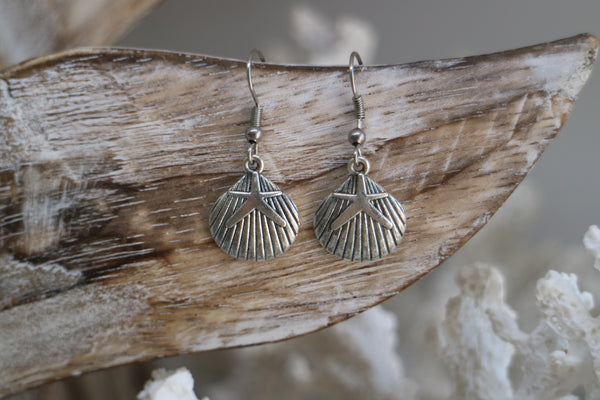 Load image into Gallery viewer, Silver shell bohemian earrings
