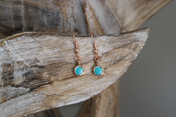 Load image into Gallery viewer, Rose gold plated earrings
