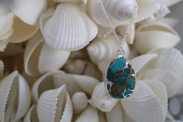 Load image into Gallery viewer, Turquoise Silver Necklace
