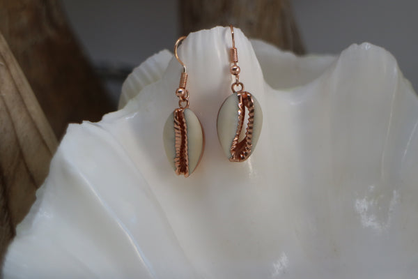 Load image into Gallery viewer, Rose gold plated white cowrie sea shells earrings
