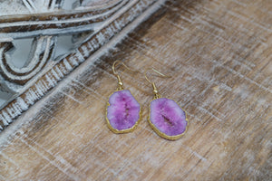 Pink Goede Druzy Agate earrings with gold plated edges and earring hooks