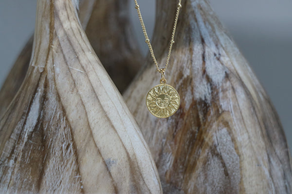 Load image into Gallery viewer, Gold Sun Bohemian Necklace
