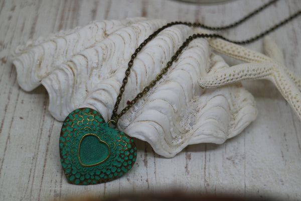 Load image into Gallery viewer, Green Patina Copper Vintage Bohemian Heart Necklace
