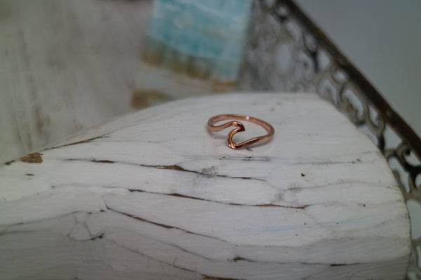 Load image into Gallery viewer, Waverley Ring - Rose Gold
