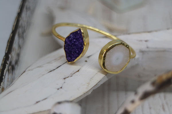 Load image into Gallery viewer, White and purple quartz and druzy agate crystal gold cuff bangle
