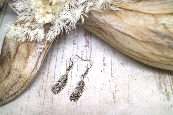 Load image into Gallery viewer, Silver bohemian feather earrings
