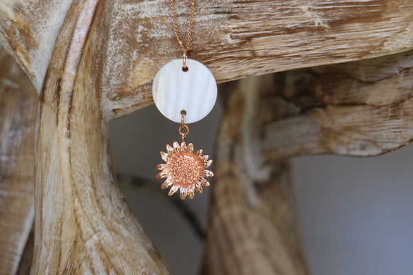 Load image into Gallery viewer, Mother of Pearl Shell Rose Gold Necklace with Rose Gold Sunflower
