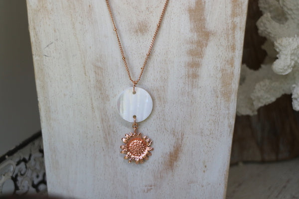 Load image into Gallery viewer, Mother of Pearl Shell Rose Gold Necklace with Rose Gold Sunflower
