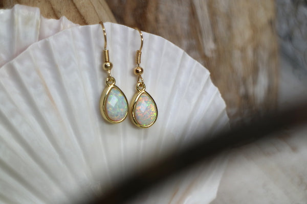 Load image into Gallery viewer, White opal teardrop gold earrings
