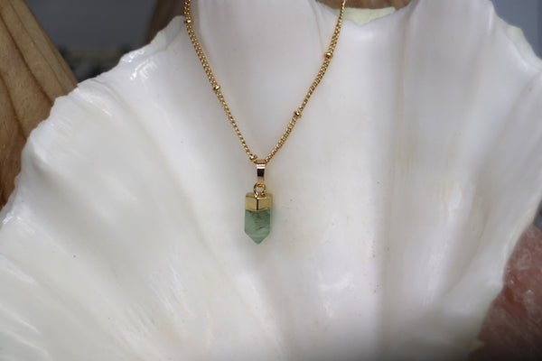 Load image into Gallery viewer, Green Fluorite crystal point gold necklace
