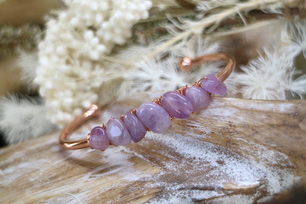 Load image into Gallery viewer, Amethyst rose gold cuff bangle
