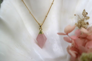 Rose quartz crystal gold necklace
