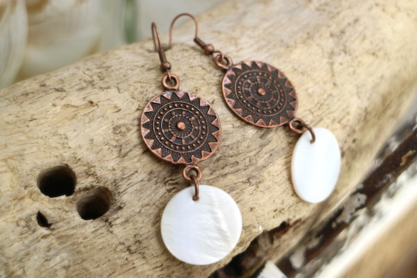 Load image into Gallery viewer, Mother of pearl shell and antique copper bohemian/aztec earrings
