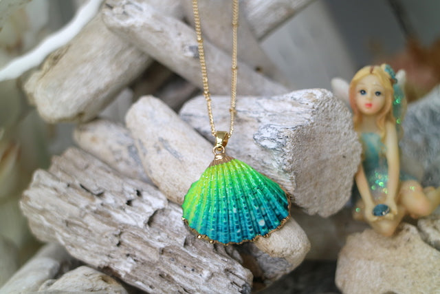 Children's green and blue shell gold necklace