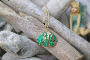 Children's green and gold shell necklace