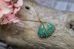 Children's green and gold shell necklace