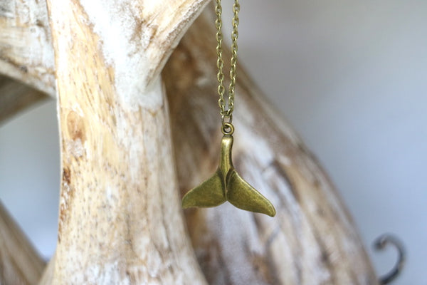 Load image into Gallery viewer, Bohemian antique bronze whale tail necklace
