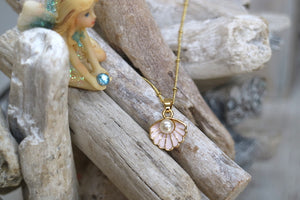 Children's baby pink and gold shell necklace with pearl