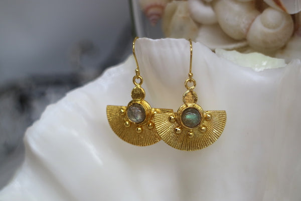 Load image into Gallery viewer, Labradorite gold bohemian earrings
