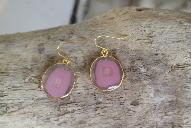 Pink agate gold earrings