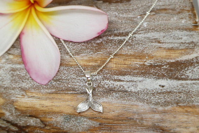 Rhodium silver whale tail necklace