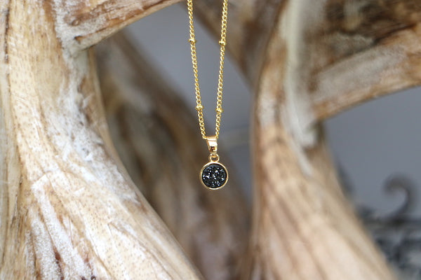 Load image into Gallery viewer, Black druzy quartz gold necklace
